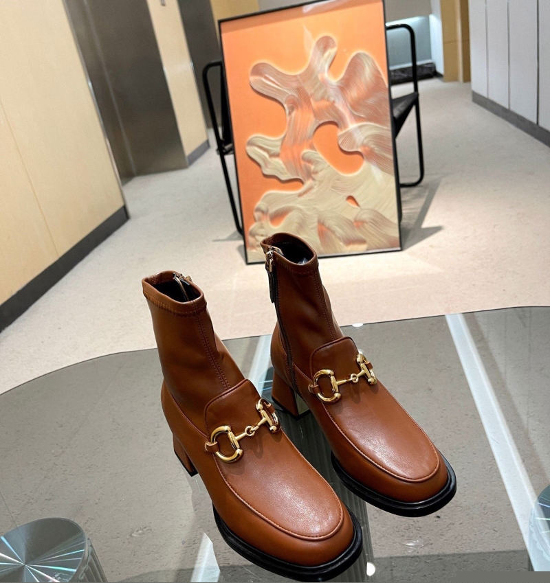 G*u*i boots